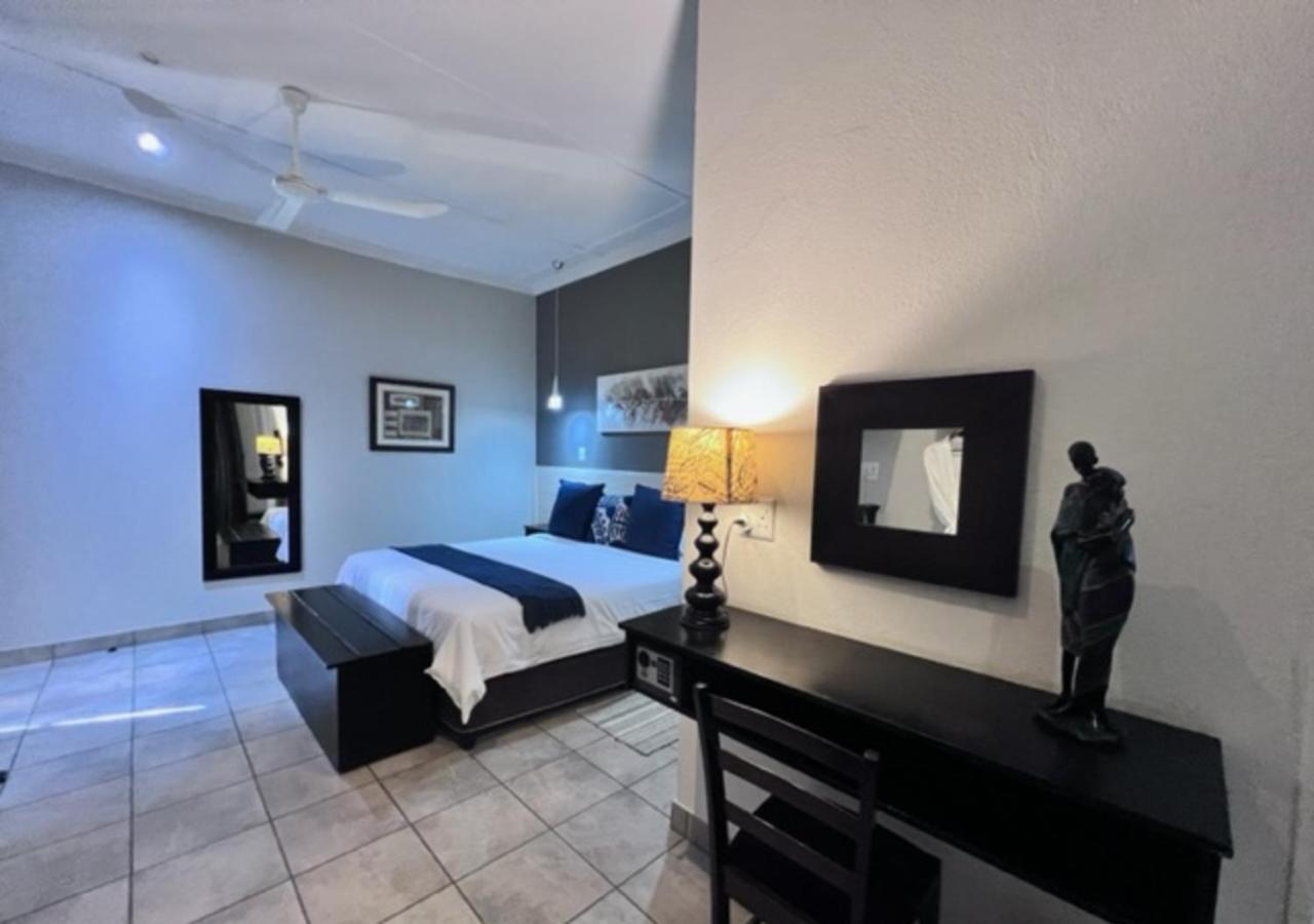 ทูราโก้ลอดจ์ Bed & Breakfast มาร์ลอทพาร์ค ภายนอก รูปภาพ
