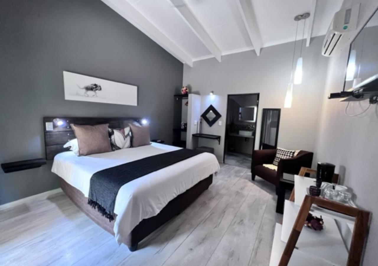 ทูราโก้ลอดจ์ Bed & Breakfast มาร์ลอทพาร์ค ภายนอก รูปภาพ